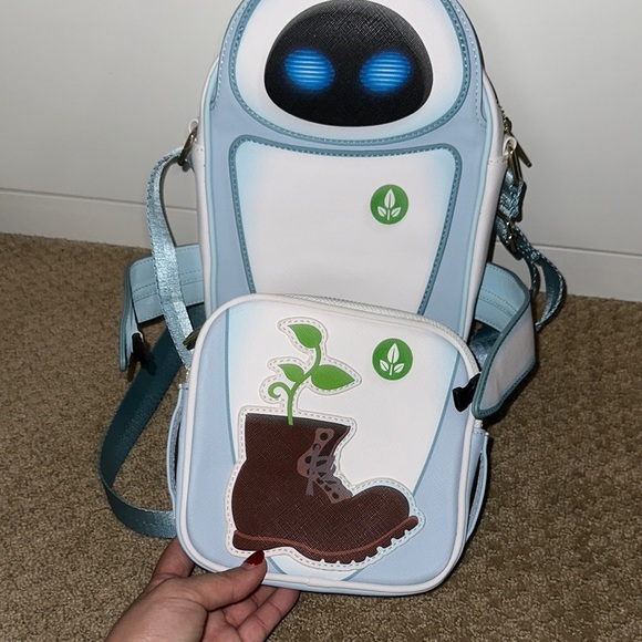 Wall-E Eve Crossbody Bag - Picture 5 of 7